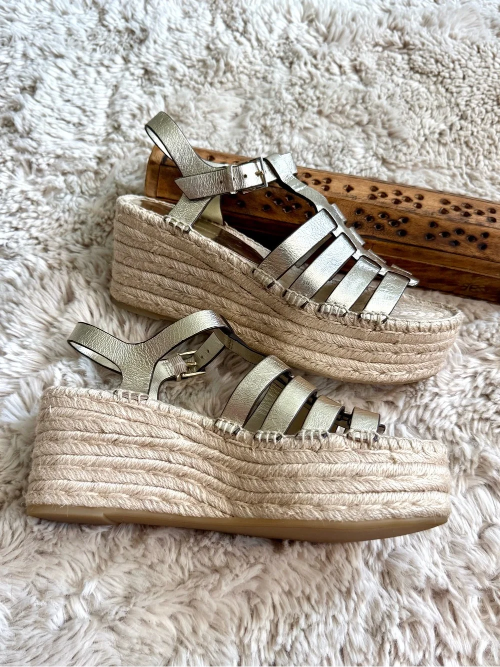 TORY BURCH Gold Metallic Leather platform espadrille wedge Fisherman Sandals